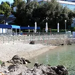 Apartments With Parking Space Opatija - Pobri, Opatija - 7918 *