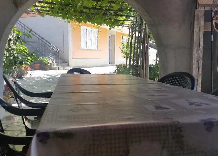 Διαμέρισμα With Parking Space Opatija - Pobri, Opatija - 7918 *